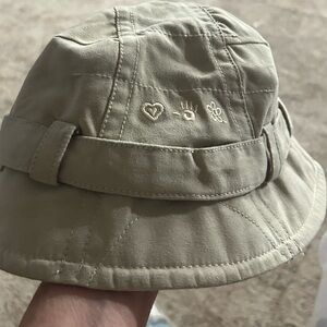 $10  2/15 VINTAGE Y2K MUDD BUCKET HAT